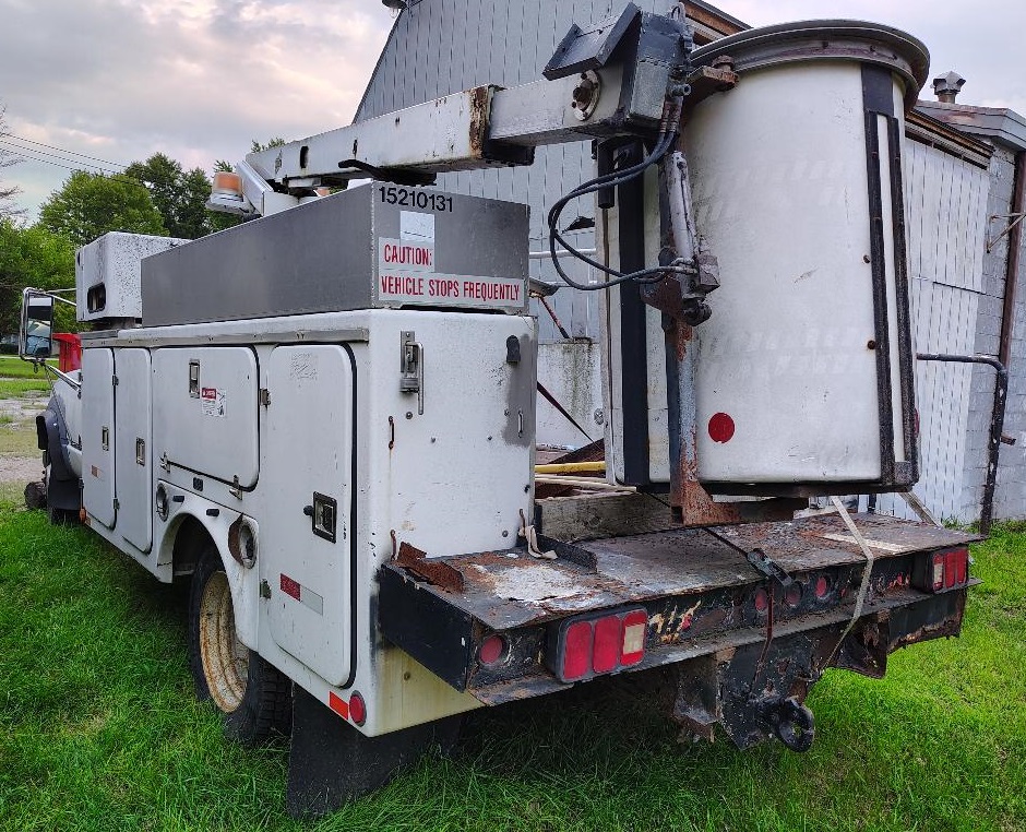 2001 CHEVROLET 3500 - Image 2